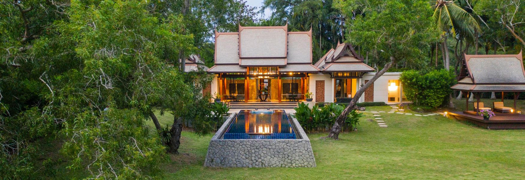 푸켓 숙소 중 지속가능성을 추구할 수 있는 반얀트리 푸켓이다.