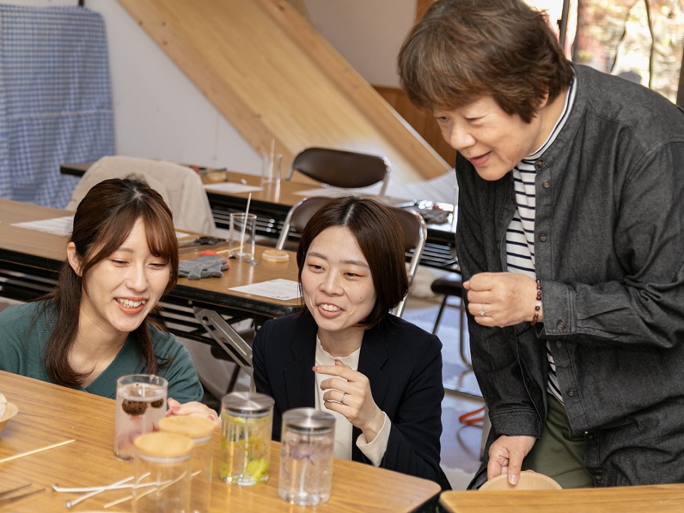 후쿠오카현 노가타시 꽃공원 투어와 플라워 캔들 클래스