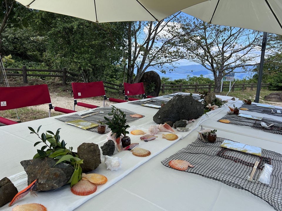 규슈 구마모토 무인도에서 즐기는 신선한 해산물 점심 식사