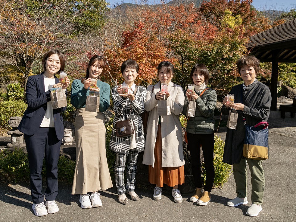 후쿠오카현 노가타시 꽃공원 투어와 플라워 캔들 클래스