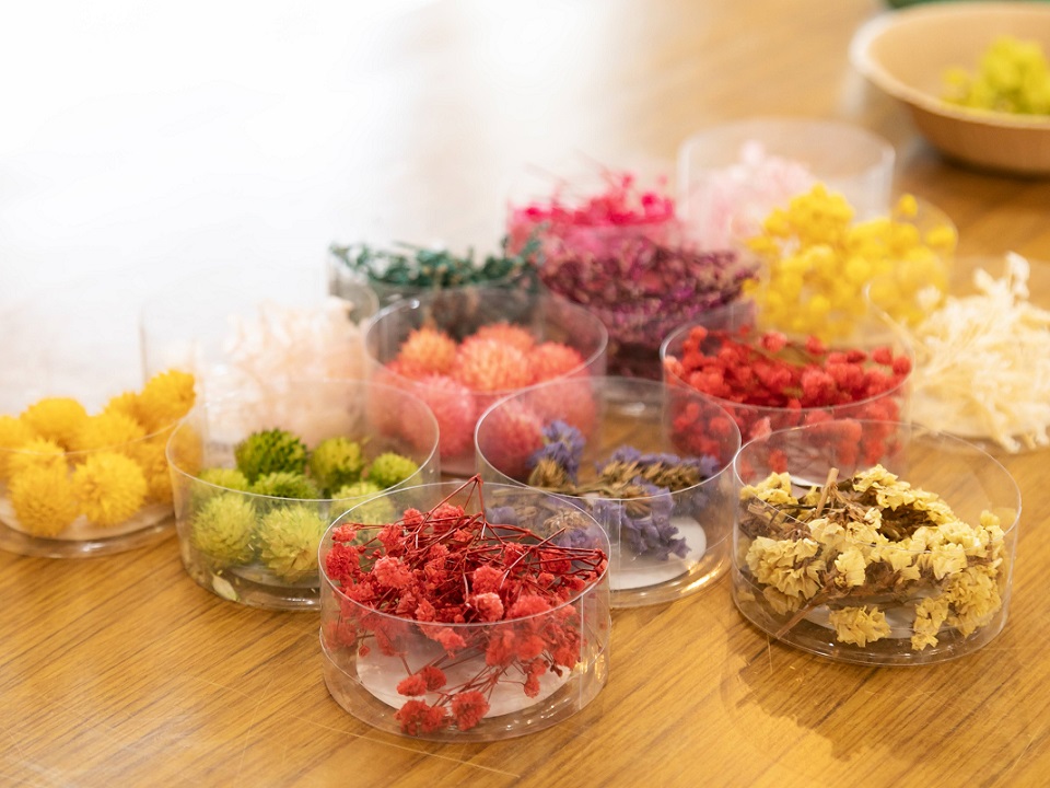 후쿠오카현 노가타시 꽃공원 투어와 플라워 캔들 클래스